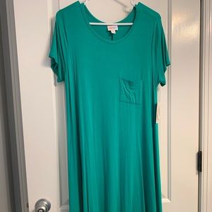 LulaRoe Carly size small Kelly Green